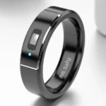 How does a smart ring work